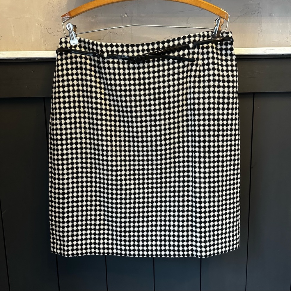 Chic Wool Blend Black and‎ White Houndstooth Lined Skirt Skinny Belt size 12P